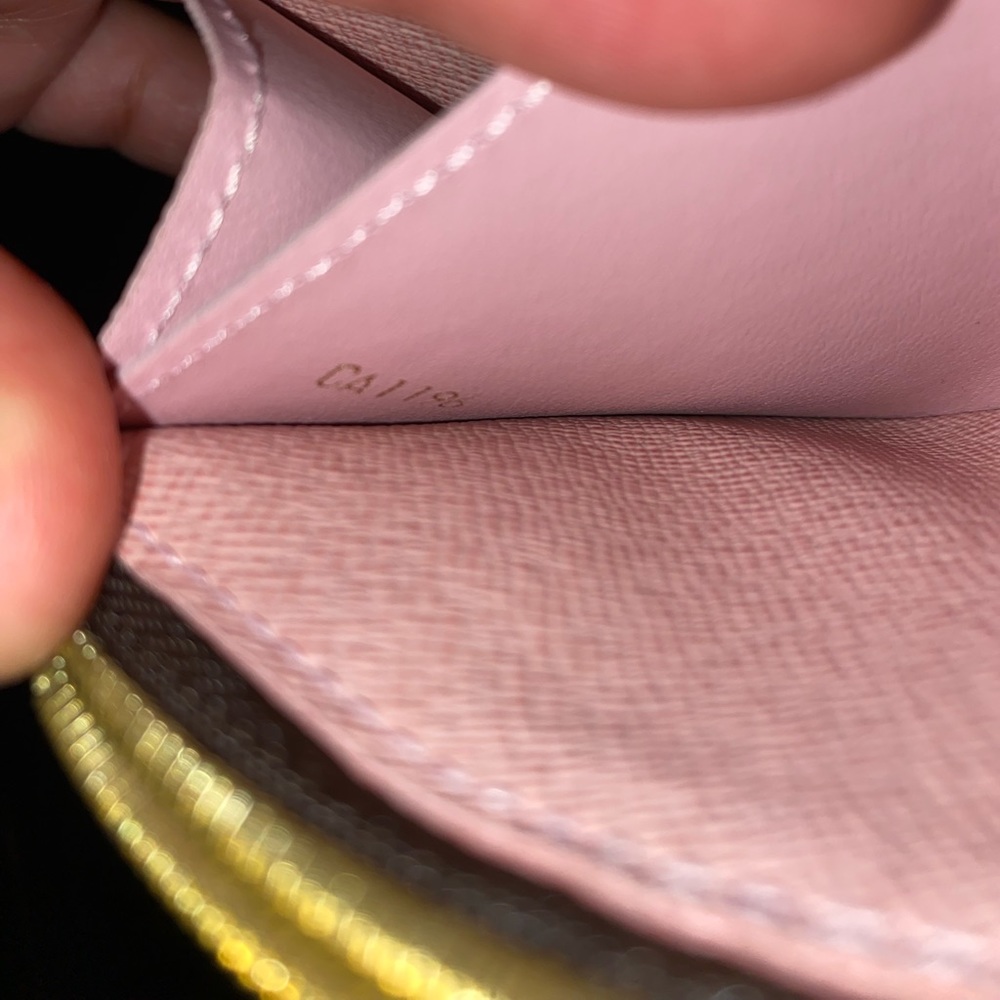 ⭐️Discontinued LV Caissa Wallet ⭐️ Pristine condition ⭐️ With tags - Picture 7 of 10